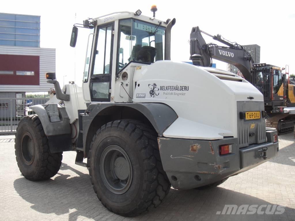 Liebherr L 538 輪胎式裝載機