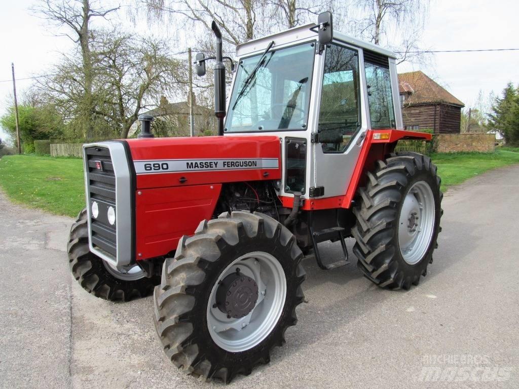 Massey Ferguson 690 曳引機