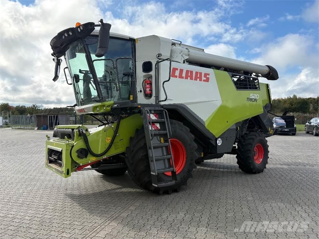 CLAAS TRION 520 聯合收穫機