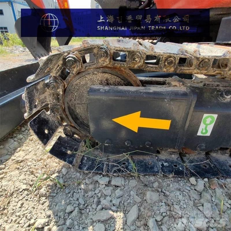 Kubota U 30 小型挖土機/掘鑿機<7t(小型挖掘機)