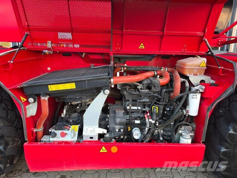 Magni RTH 6.25 伸縮輪式裝載機