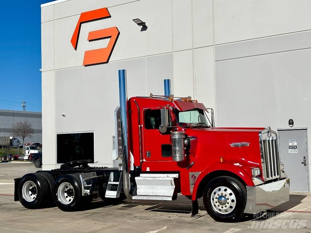 Kenworth W 900 曳引機組件