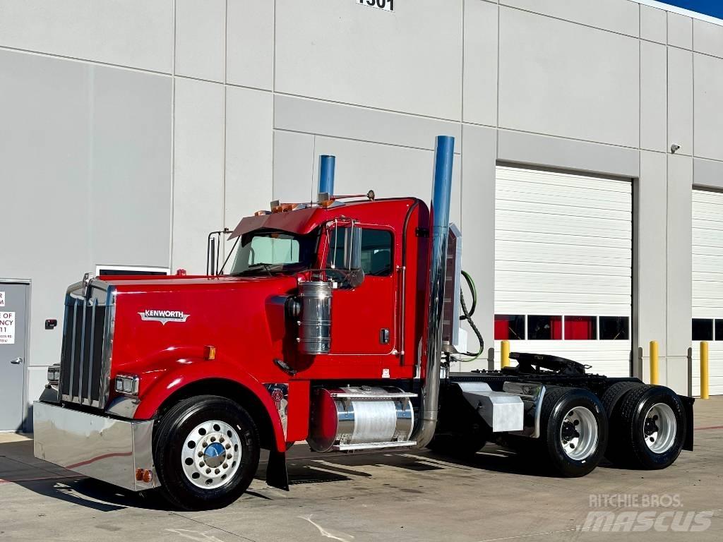 Kenworth W 900 曳引機組件