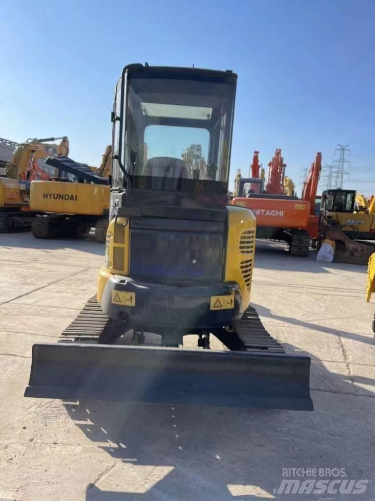 Komatsu PC 35 小型挖土機/掘鑿機<7t(小型挖掘機)