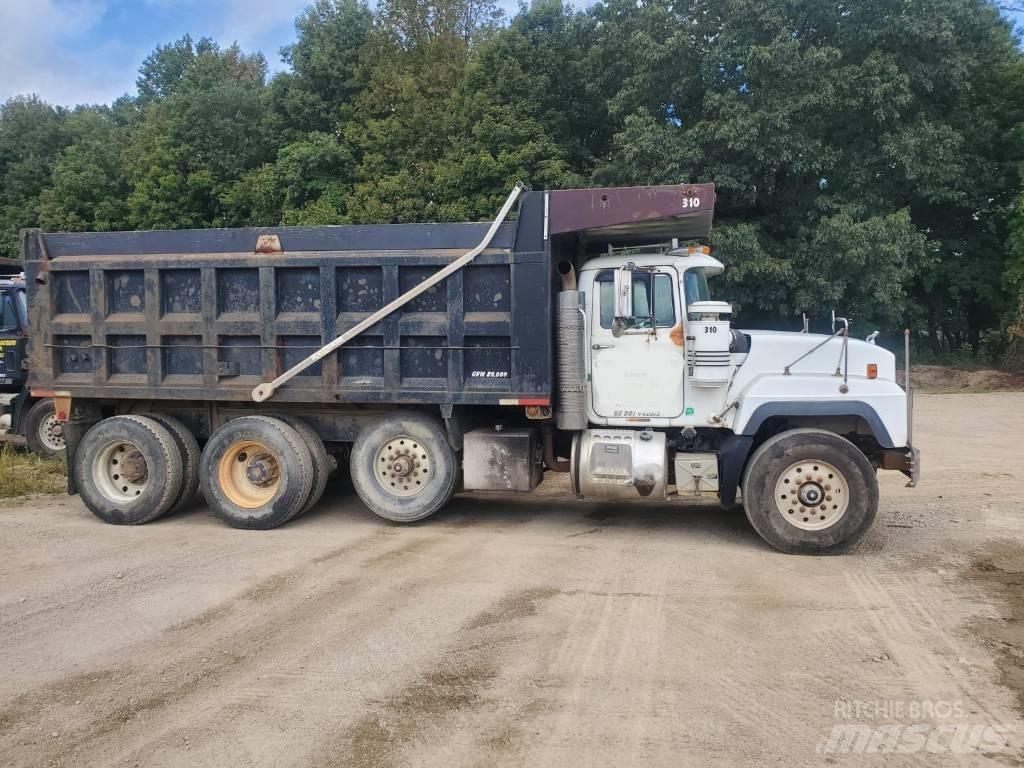 Mack RD 688 S 傾卸式卡車