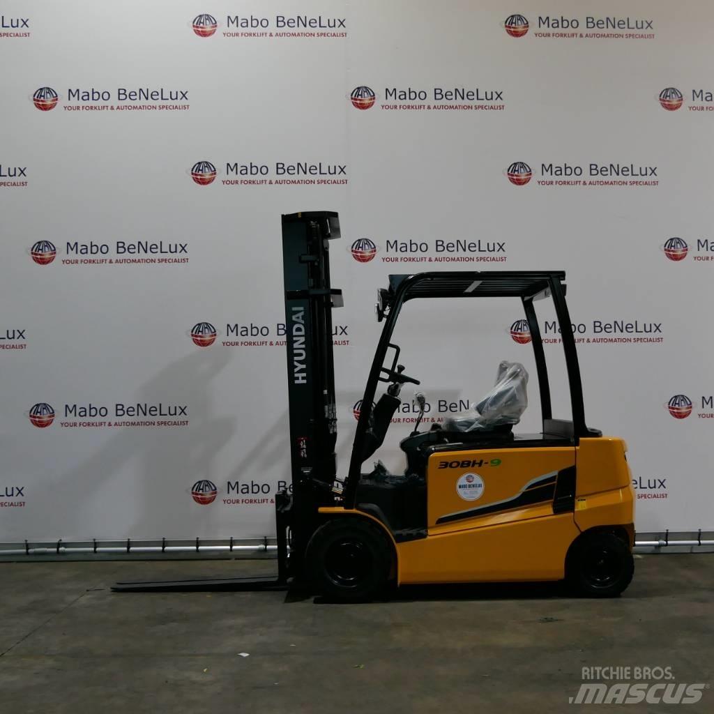 Hyundai 30 BH-9 電動堆高機
