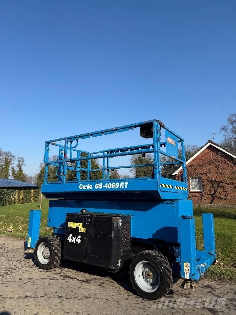 Genie GS 4069 RT 剪式升降機