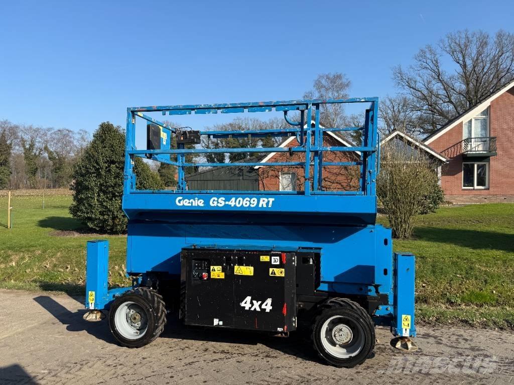 Genie GS 4069 RT 剪式升降機