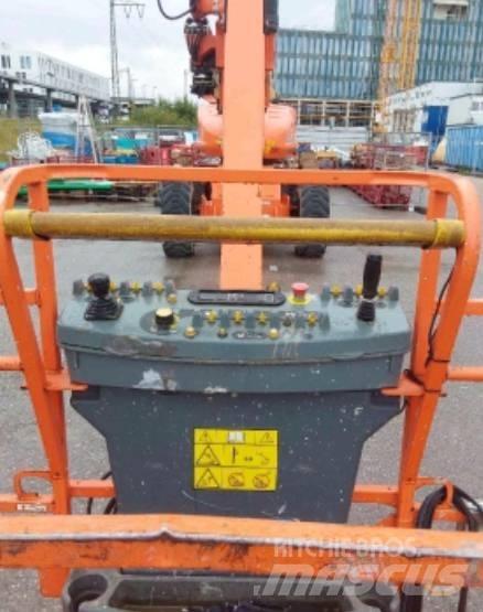 JLG 1200 SJP 伸縮臂高空作業車