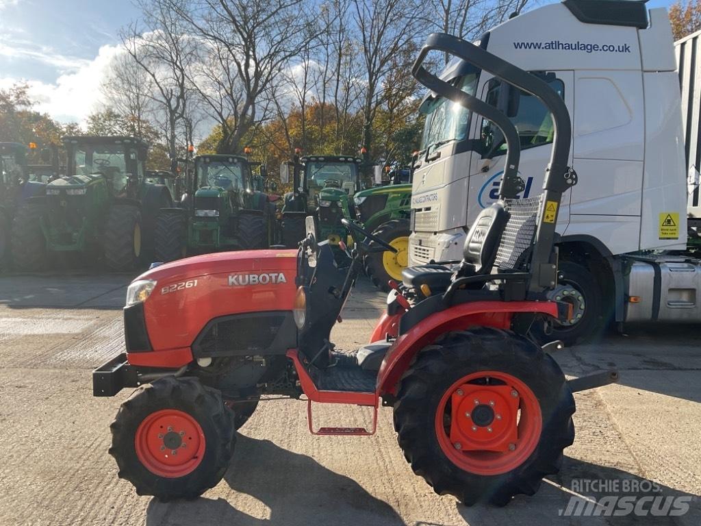 Kubota B 2261 曳引機