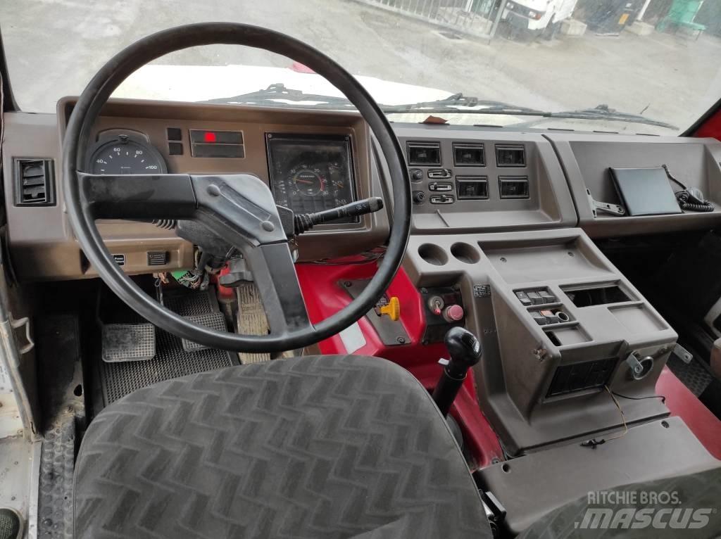 Perlini 131.33D2/C2 其他貨車