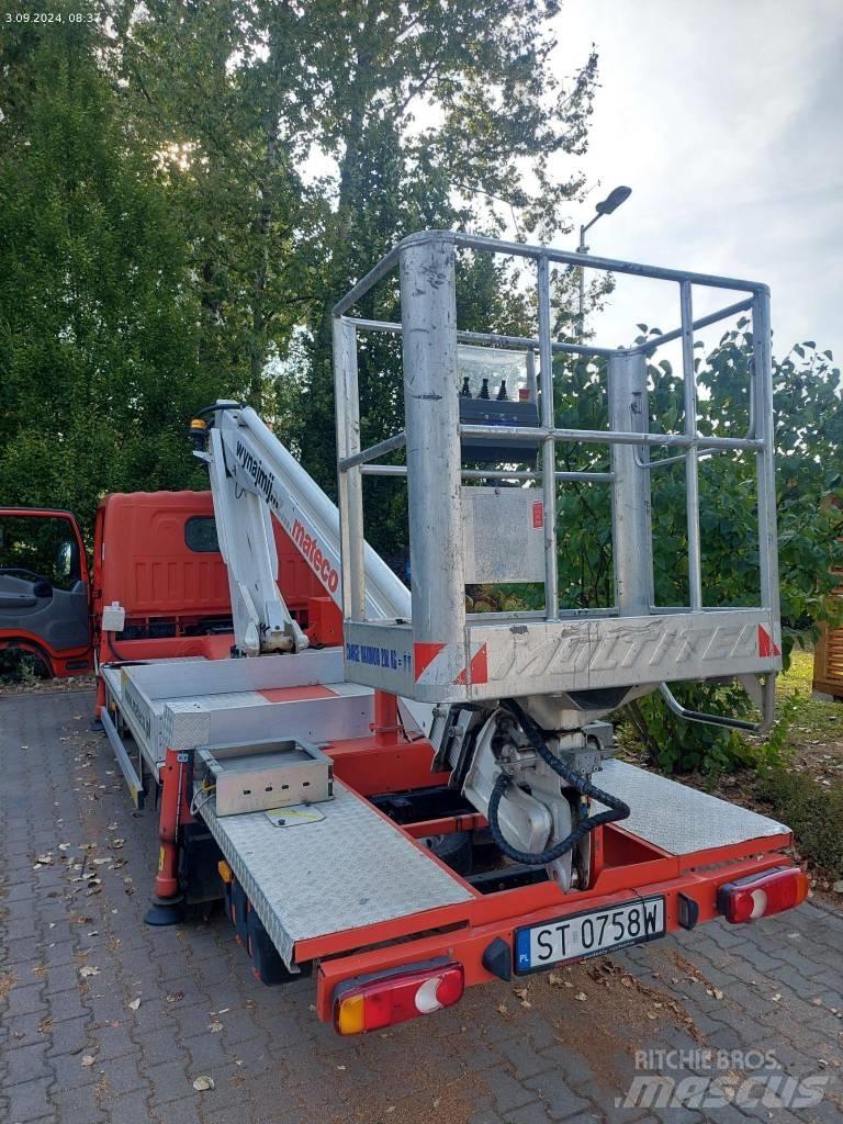 Nissan Cabstar 卡車裝載高空作業車