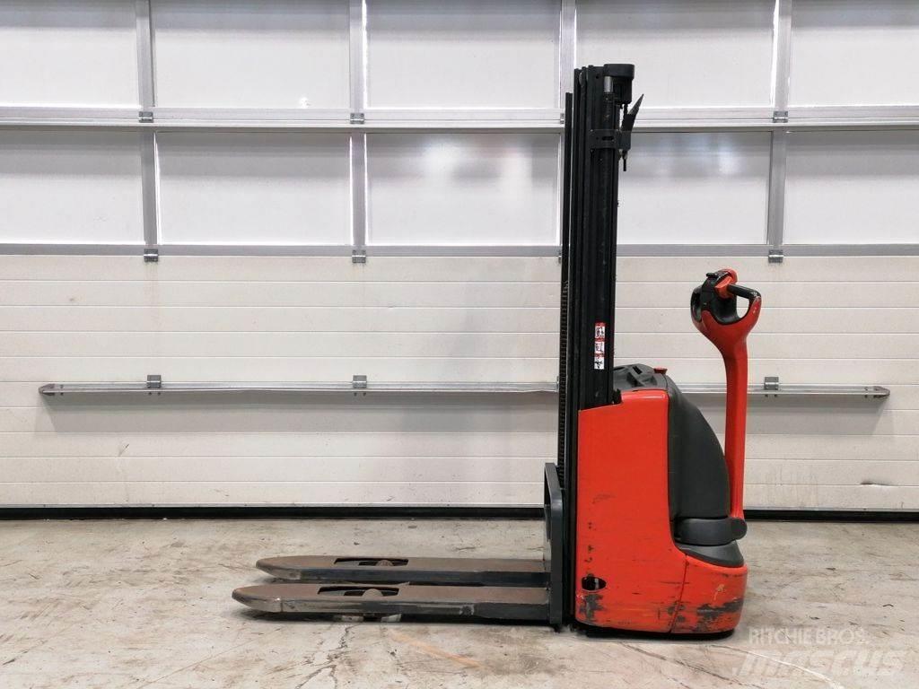 Linde L10 行走控制式堆積機