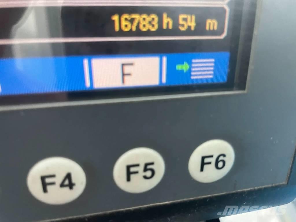 Fuchs MHL350 廢棄物/工業用操作車