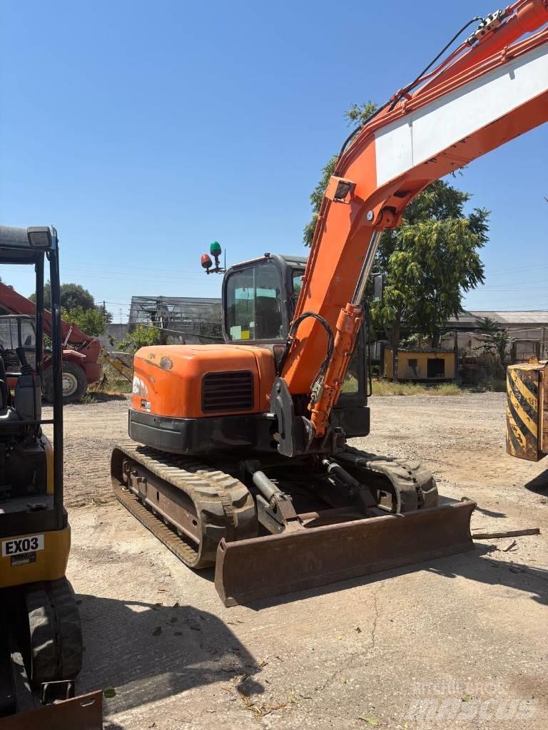 Doosan DX 80 R 中型挖土機/掘鑿機/挖掘機 7t-12t