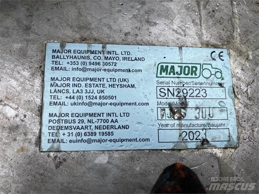 Major MJ65-300 長草、修整和環繞割草機