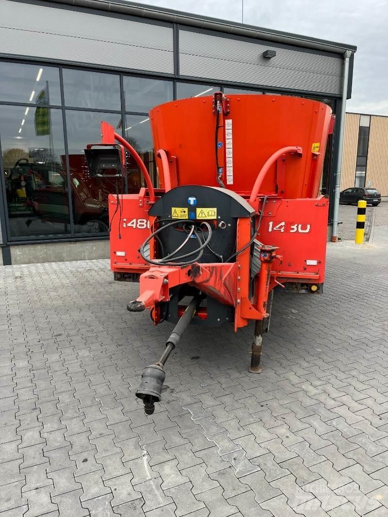 Kuhn Profile 1480 混合餵料機