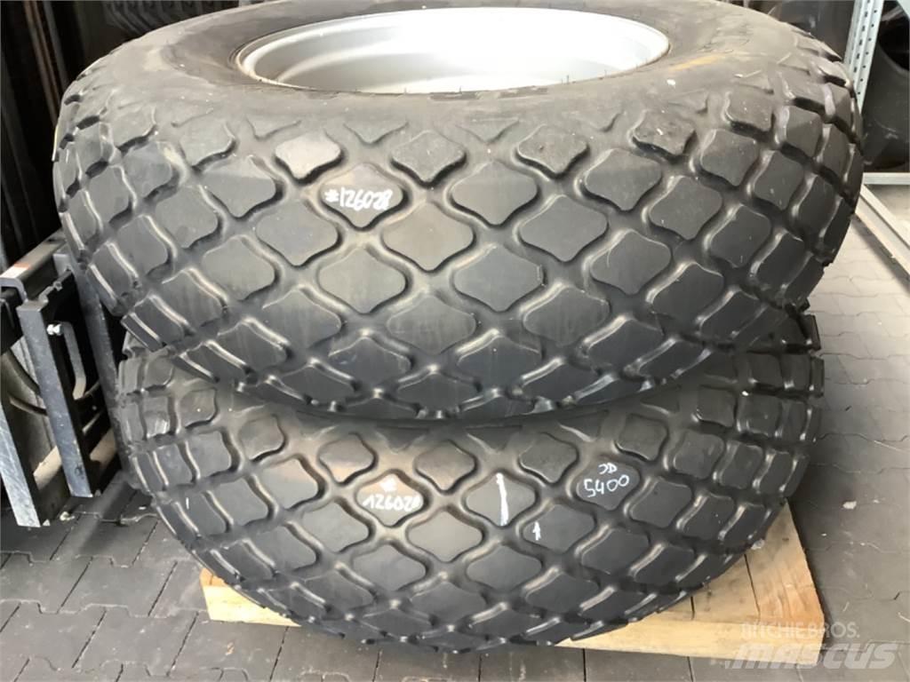 Mitas 18.4-30 其他農業機械