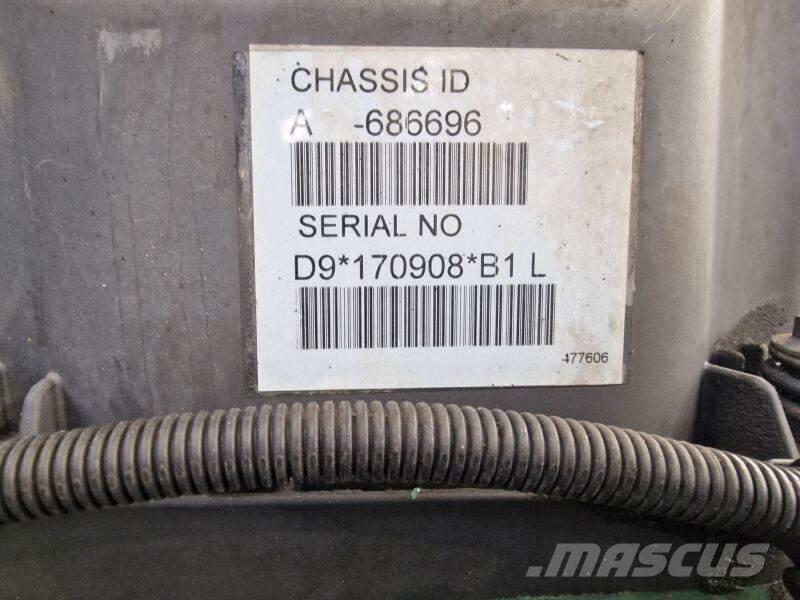 Volvo D9B 300 - EC06 引擎/發動機