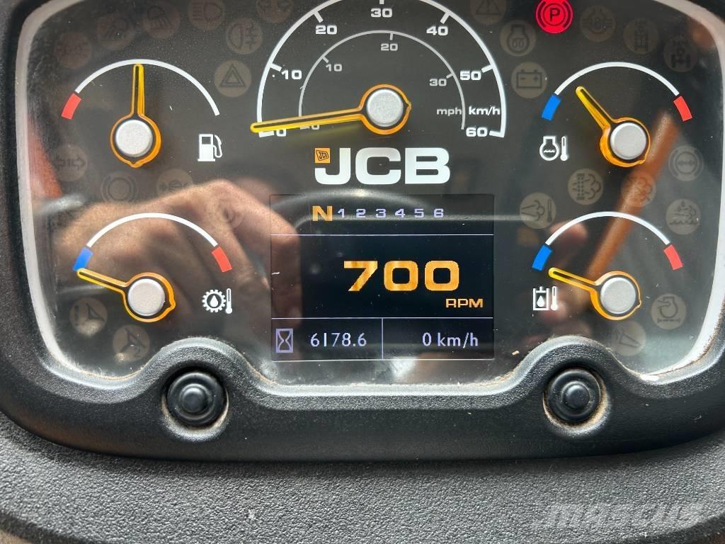 JCB 435S 輪胎式裝載機