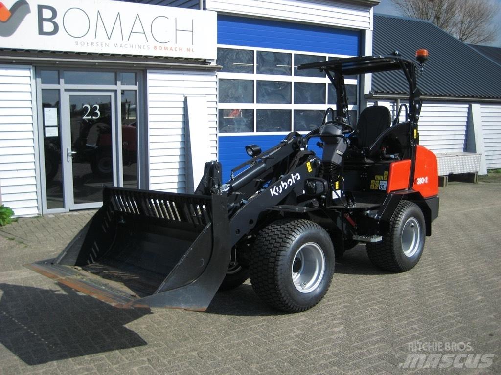 Kubota RT280-2 輪胎式裝載機