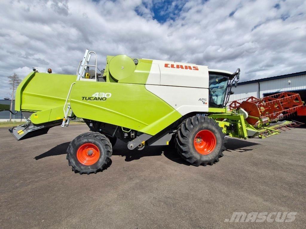CLAAS Tucano 430 聯合收穫機