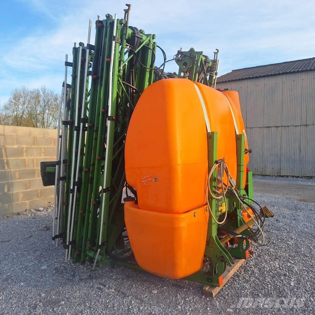 Amazone UF 1801 承載式噴霧機