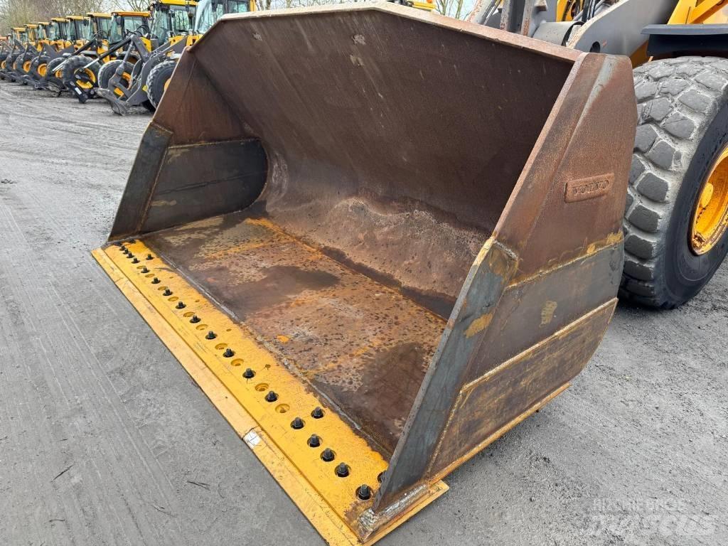 Volvo L 180 H 輪胎式裝載機