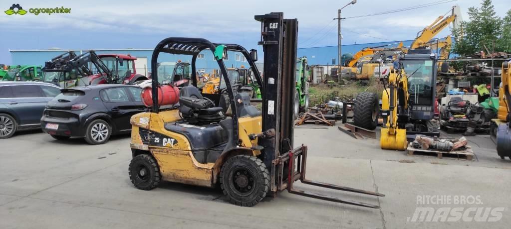 CAT GP 25 N 液化石油氣LPG卡車