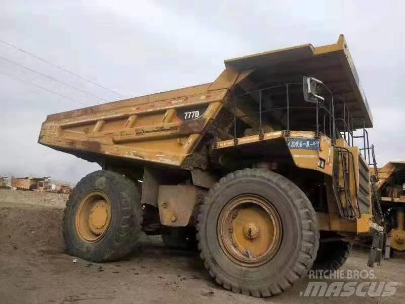 CAT 777 D 剛性傾卸卡車