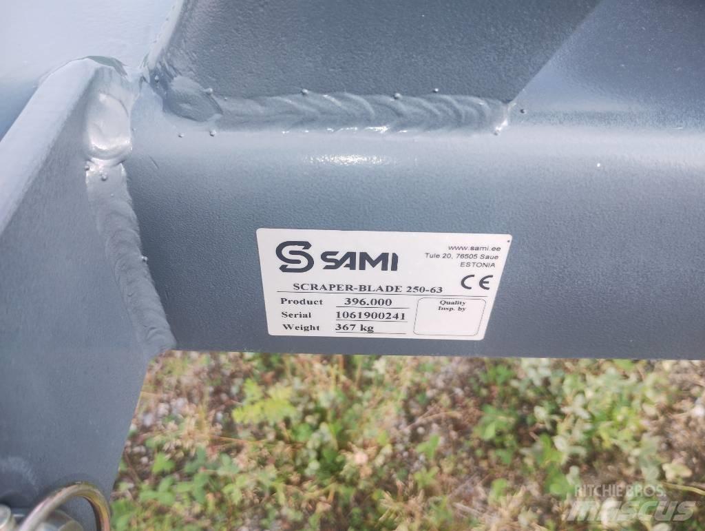 Sami 250-63 Takalana 刮路機