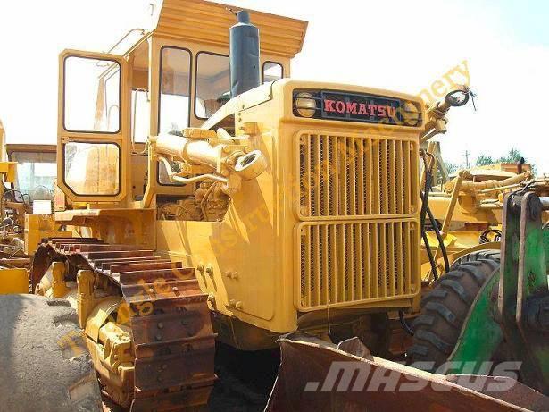 Komatsu D 155A-1 履帶推土機