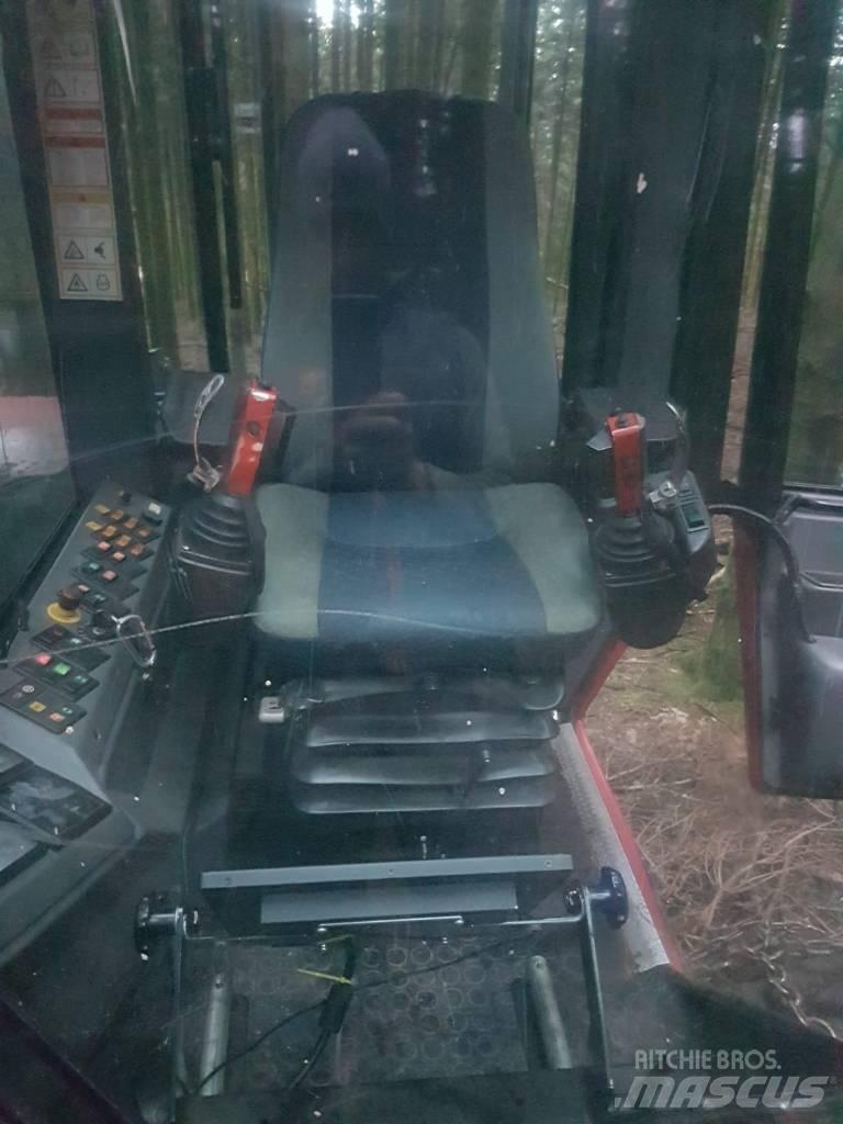Valmet 921 921 收穫機
