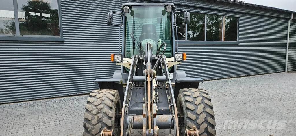 Terex TL80 輪胎式裝載機