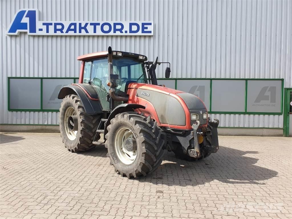 Valtra T151 曳引機