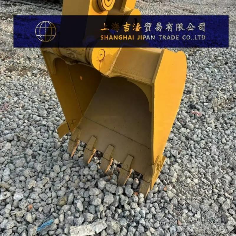 CAT 305.5 E 小型挖土機/掘鑿機<7t(小型挖掘機)