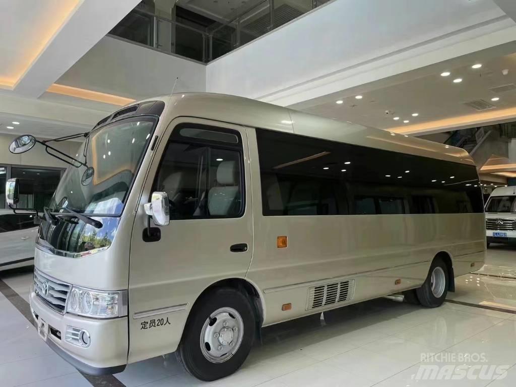 Toyota Coaster Bus 迷你巴士