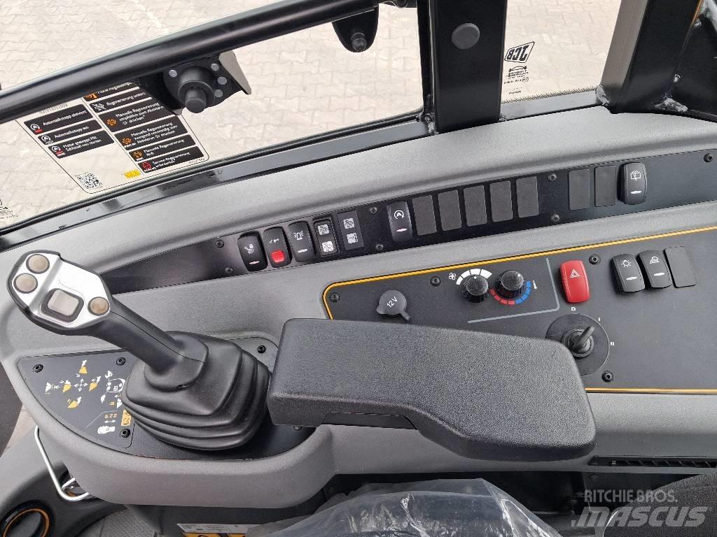 JCB 409 輪胎式裝載機