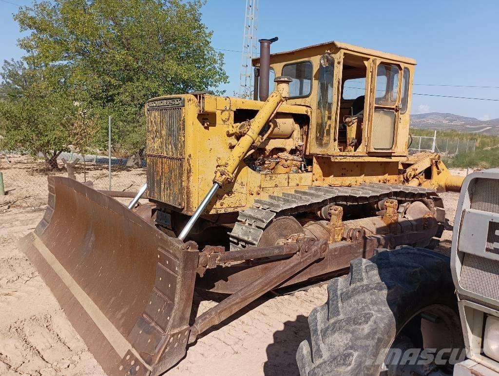 Komatsu D 85 A-12 履帶推土機