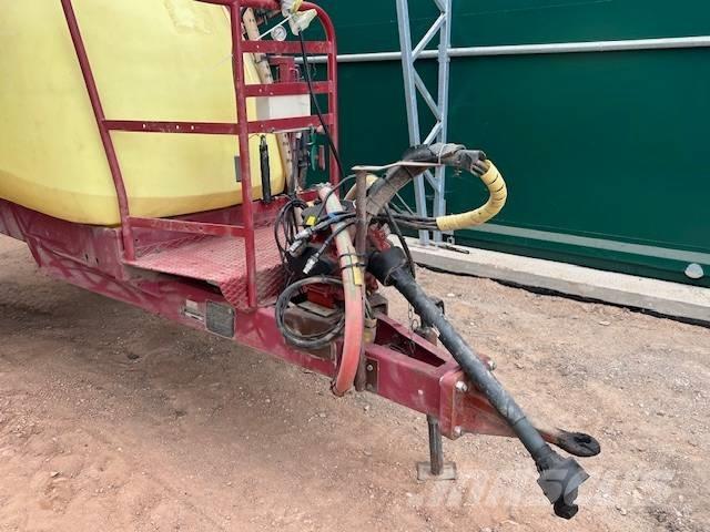 Hardi Ranger 2500 牽引式噴霧機
