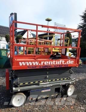 SkyJack SJ III 4726 剪式升降機