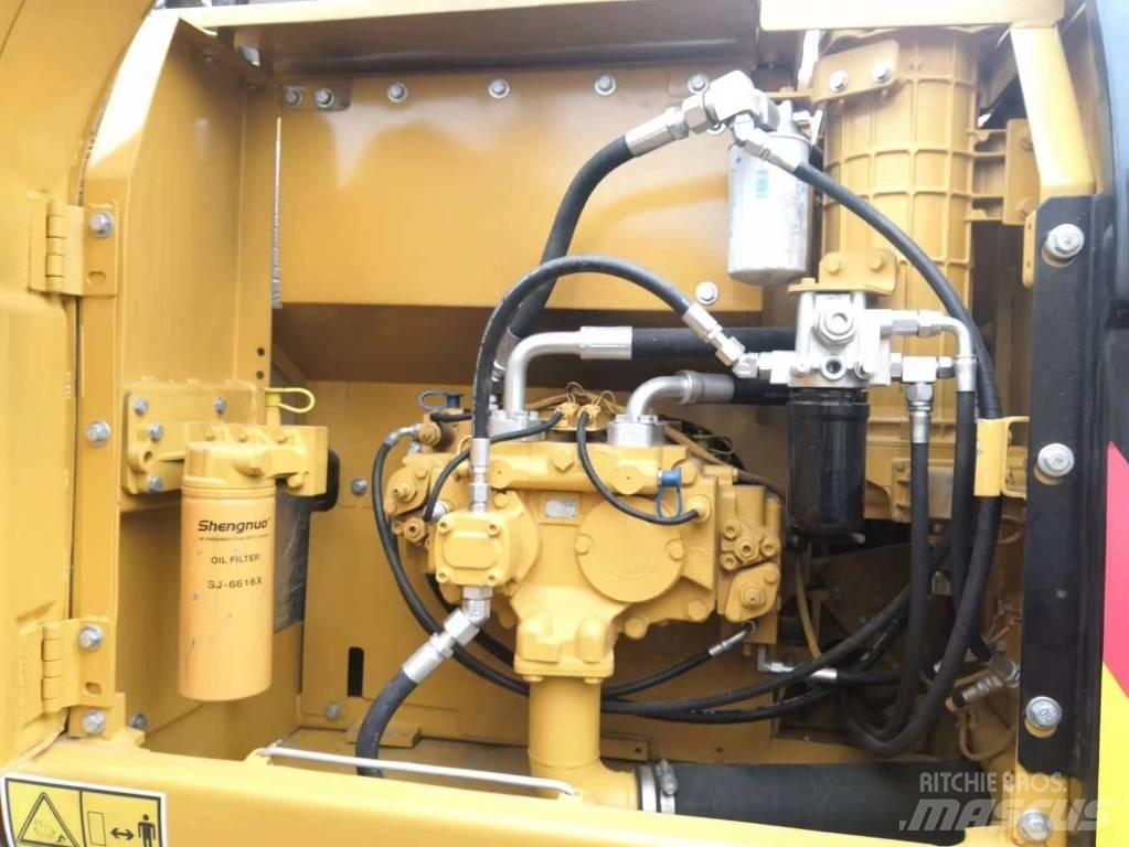 CAT 320 D L 履帶式 挖土機/掘鑿機/挖掘機