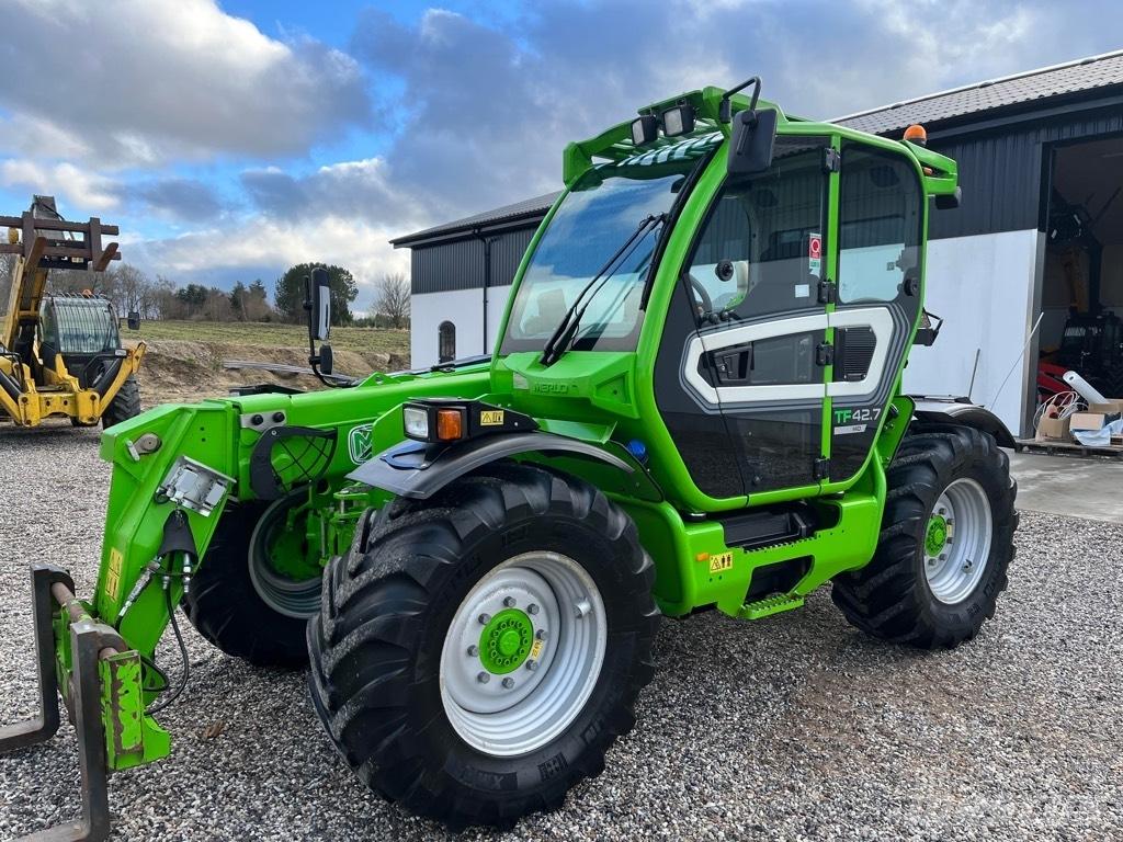 Merlo TF 42.7 農業用伸縮臂裝載機