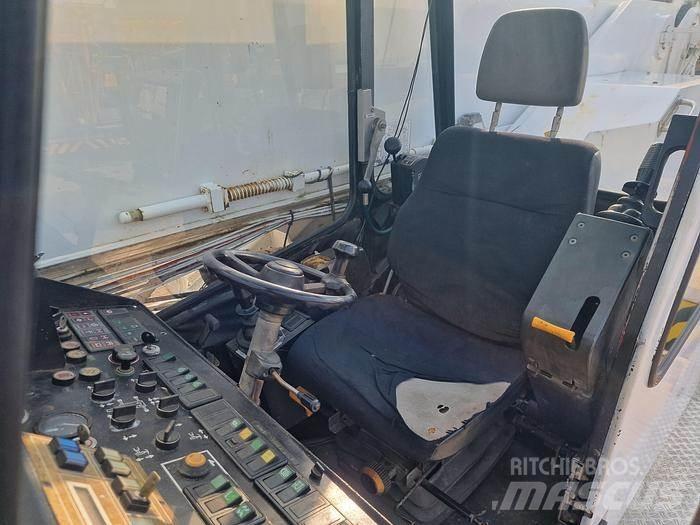 P&H S60 Century 2 越野起重機