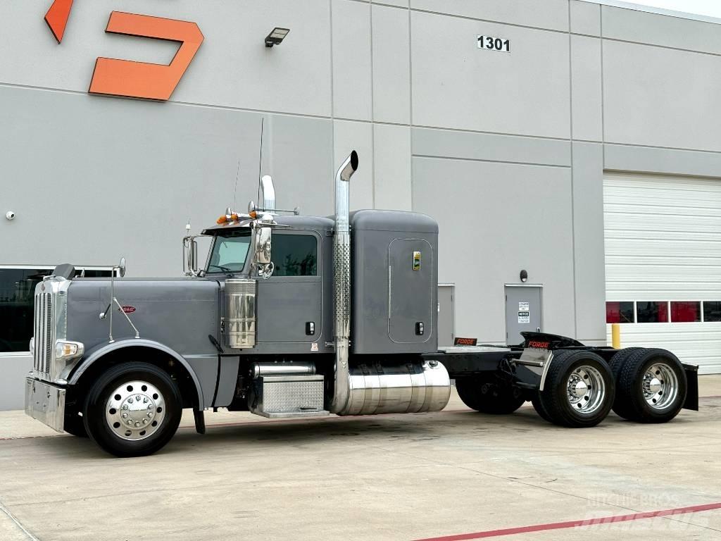 Peterbilt 389 曳引機組件