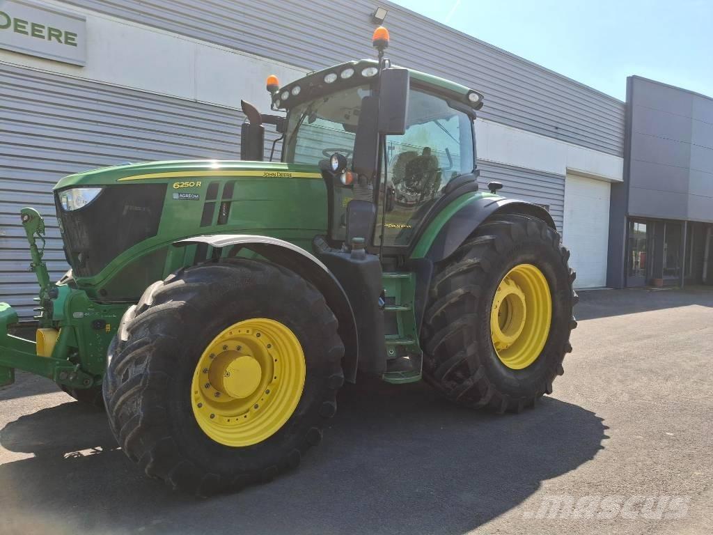 John Deere 6250R 曳引機