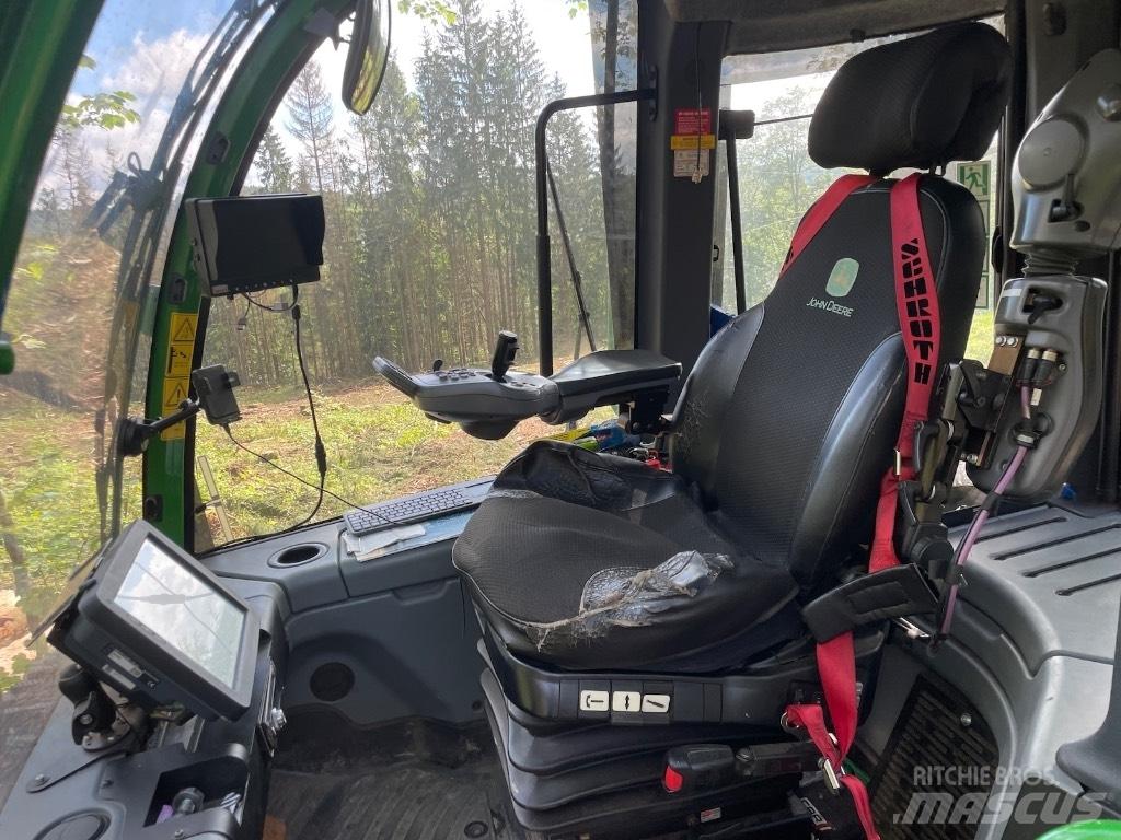 John Deere 1270G 8WD 收穫機