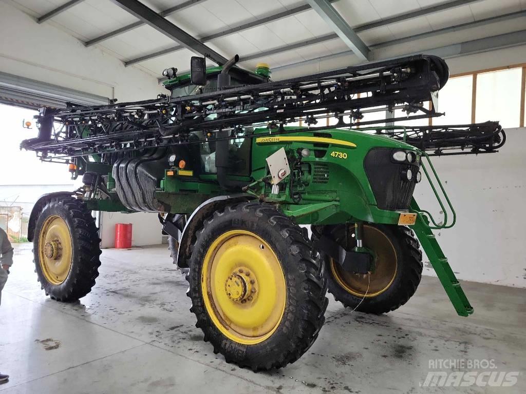 John Deere 4730 自走式噴霧機