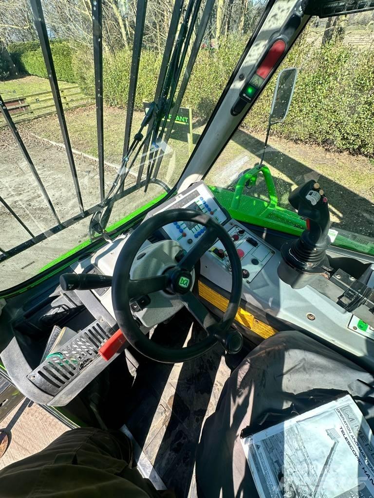 Merlo 60.24 MCSS 伸縮臂操作車