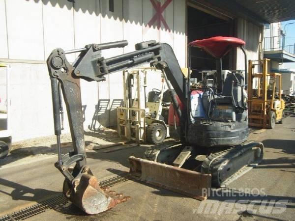 Komatsu PC30UU-3 小型挖土機/掘鑿機<7t(小型挖掘機)